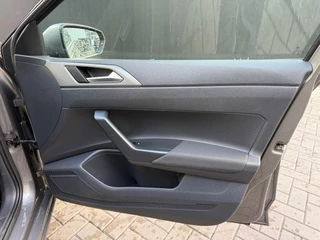 Volkswagen Polo Volkswagen Polo 1.0 TSI Comfortline Business - afbeelding nr 11