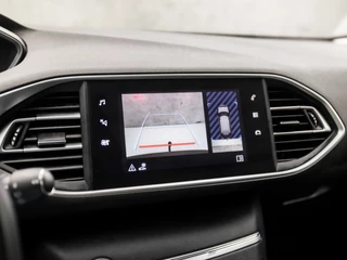 Peugeot 308 (APPLE CARPLAY, GROOT NAVI, LEDER, ADAPTIVE CRUISE, 360 CAMERA, SPORTSTOELEN, GETINT GLAS, KEYLESS, CRUISE, TREKHAAK, NIEUWSTAAT) - afbeelding nr 16