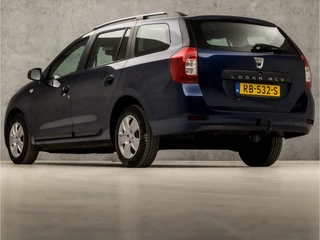 Dacia Logan (NAVIGATIE, AIRCO, CRUISE, SPPORTSTOELEN, ARMSTEUN, BLUETOOTH, TREKHAAK, NIEUWE APK, NIEUWSTAAT) - afbeelding nr 3