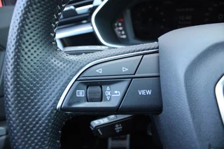 Audi Q3 Audi Q3 Sportback 35 TFSI 150PK S-TRONIC 7 S EDITION * NIEUWSTAAT * | S-LINE EXTERIEUR | S-LINE INTERIEUR | AUDI VIRTUAL COCKPIT | PANORAMISCH SCHUIF / KANTELDAK | NAVIGATIE | TWIN LEDEREN BEKLEDING ZWART MET ROTSGRIJS STIKSEL | VOORSTOELEN VERWARMBAAR | ACHTERUITRIJCAMERA | PARKEERSENSOREN VOOR / ACHTER | DODEHOEK DETECTIE |  ALARM SYSTEEM | FULL LED KOPLAMPEN INCLUSIEF LED ACHTERLICHTEN | ZWARTE HEMELBEKLEDING | AUDI SOUND SYSTEM | AMBIENTE VERLICHTING | 18