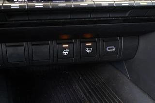 Toyota C-HR Toyota C-HR 1.8 Hybrid 140PK Active - Dodehoeksensor - Navi - - afbeelding nr 21