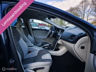 Volvo V40 Volvo V40 2.0 T2 / Dealer onderhouden / Zeer Netjes ! - afbeelding nr 20