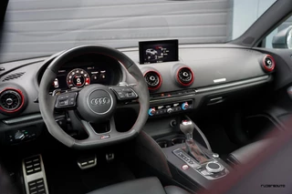 Audi RS3 Audi A3 Sportback 2.5 TFSI RS 3 | Pano | B&O | RS-stoelen | Matrix LED | Virtual cockpit | OPF delete | Orig. NL - afbeelding nr 46