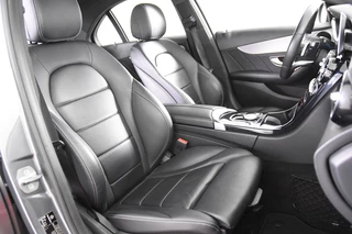 Mercedes-Benz C-Klasse Mercedes-Benz C-Klasse 180 AMG Line *1ste eigenaar*Leer*2x AMG*Navigatie* - afbeelding nr 3
