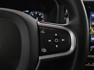 Volvo V60 Volvo V60 2.0 B3 Momentum Advantage / CarPlay / Navi / NL Auto - afbeelding nr 33