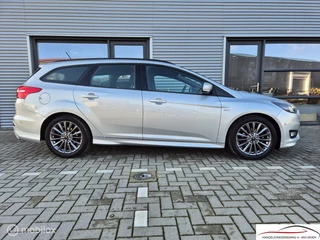 Ford Focus Ford Focus Wagon 1.0 ST-Line DEALERONDERHOUDEN NAP - afbeelding nr 2