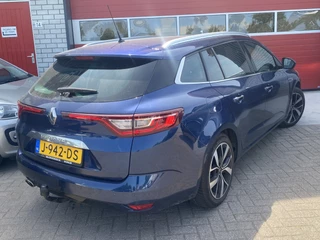 Renault Mégane Estate Renault Mégane Estate 1.3 TCe 140PK Bose CLIMA / NAVI / LED / LANE ASS / TREKHAAK / CRUISE / APPLE-ANDROID / PDC - afbeelding nr 2