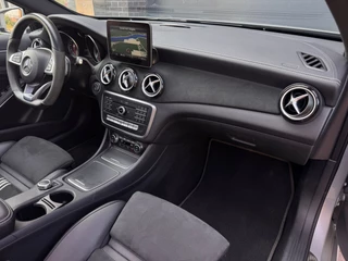 Mercedes-Benz A-Klasse Mercedes-Benz A-Klasse 200 157PK Motorsport Edit. AMG Pano Apple-Carplay Sfeer - afbeelding nr 18