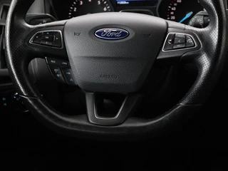 Ford Focus Ford Focus 1.0 EcoBoost 140pk ST-Line |  Stoel & stuurverwarming | Xenon | Carplay | Navigatie | Climate control | Parkeerhulp | Cruise control - afbeelding nr 9