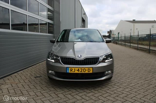 Škoda Fabia Skoda Fabia 1.0 TSI Ambition 1e Eigenaar NL Auto | Airco | Cruise | Navigatie | Parkeersensoren. - afbeelding nr 10