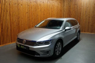 Volkswagen Passat - 419072804-0