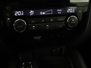 Nissan QASHQAI Nissan Qashqai 1.2 N-Connecta | Panoramadak | Trekhaak |  360 Camera | Navigatie | Bluetooth | Climate control | Cruise control - afbeelding nr 25