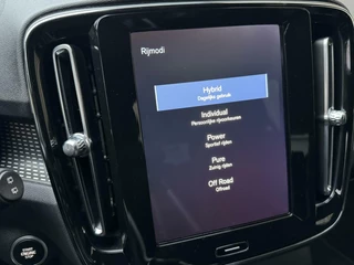 Volvo XC40 Volvo XC40 1.5 T5 Twin Engine R-Design Automaat | Adaptieve cruise control | Navigatiesysteem | Apple CarPlay | Premium kleur | Trekhaak uitklapbaar | LED verlichting | Parkeersensoren achter - afbeelding nr 22