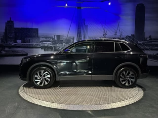 Volkswagen Tiguan Volkswagen Tiguan 1.5 eTSI Life Edition *WinterPack*LEDPlus*Keyless*PrivGlass* - afbeelding nr 8