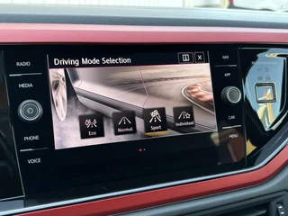 Volkswagen Polo Volkswagen Polo 2.0 TSI GTI 200pk | NL-auto | Pano | Virtual | Beats | Carplay | ACC | Full LED - afbeelding nr 20