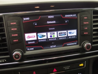 SEAT Leon TREKHAAK / NAVI / CLIMA / CARPLAY / PDC / BLUETOOTH / CRUISE / NL-AUTO - afbeelding nr 8