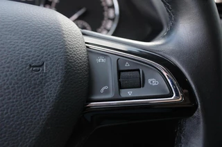 Škoda Superb Skoda Superb Combi 1.6TDI Automaat |Canton | Trekhaak | Stoelverwarming - afbeelding nr 27