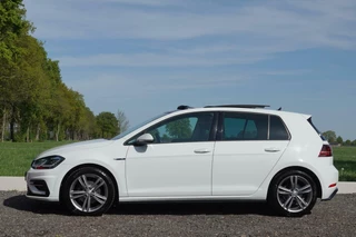 Volkswagen Golf Volkswagen Golf 7.5 R-line PANORAMA TREKHAAK VIRTUAL PDC - afbeelding nr 13