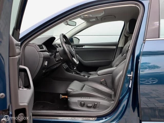 Škoda Superb Skoda Superb Combi 1.6 TDI Automaat Trekhaak LED PDC Leer ACC - afbeelding nr 13