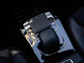 Mercedes-Benz A-Klasse Mercedes A-klasse A200 AMG|PANO|BURMESTER|CAMERA|18'|CARPLAY - afbeelding nr 29