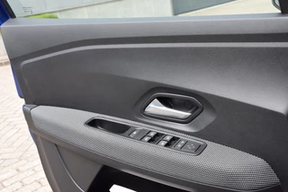 Dacia Sandero Dacia Sandero 1.0 TCe 90 Comfort | Parkeer sensoren | Cruise control | Achteruitrijcamera | - afbeelding nr 15
