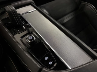 Volvo XC90 PANO/LUCHTVERING/TREKHAAK/HEAD-UP/360CAMERA/H&K/ACC/PILOT-ASSIST/KEYLESS/22