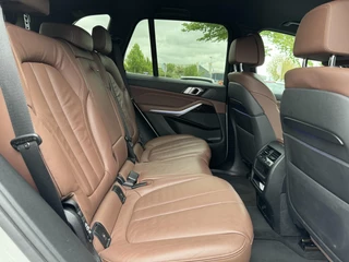 BMW X5 BMW X5 xDrive40i High Executive 7p. Navi,Clima,Cruise Adaptief,Leder,Camera,LM Velgen 22'',Stoelverwarming,341pk - afbeelding nr 9