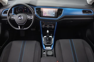 Volkswagen T-Roc Volkswagen T-Roc 1.5 TSI / PANODAK / VIRTUAL / DODEHOEK / ACC / CAMERA - afbeelding nr 6