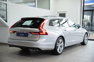 Volvo V90 Volvo V90 2.0 T5 Momentum Org NL NAP 2e Eig Luxury line 360 camera HUD Pano CarPlay Trekhaak Dealer onderhouden - afbeelding nr 34