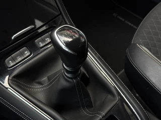 Opel Grandland X Opel Grandland X 1.2 Turbo Innovation | Dealer OH | Trekhaak | Keyless | PDC | Clima | Navi | Cruisec. - afbeelding nr 29