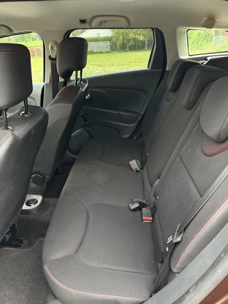 Renault Clio Renault Clio Estate 0.9 TCe Night&Day Airco Dakkoffer Scherm - afbeelding nr 15