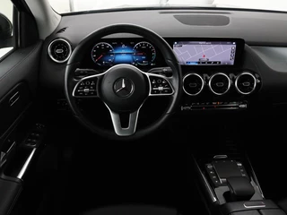 Mercedes-Benz GLA Mercedes-Benz GLA-klasse 250e Style | Stoelverwarming | Camera |  Cruise control | Carplay | Widescreen | LMV 18 inch | Half leder | DAB+ - afbeelding nr 3
