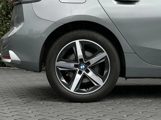 BMW 2 Serie BMW 2-serie Active Tourer 223i, NIEUW MODEL, NL AUTO, NAP, PANO, LEDER, NAVI, CRUISE, ECC-AIRCO, LED, CAMERA, ELEKTRISCHE KOFFERKLEP, LICHTMETAAL 18 - afbeelding nr 52