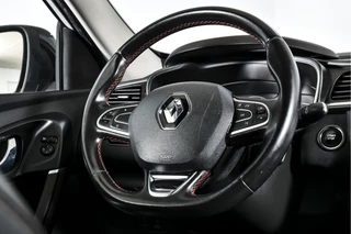Renault Kadjar | Cruise | Stoelverw. | PDC | Camera | NAV | ECC | Trekhaak | LM 19
