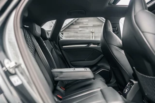 Audi S3 Audi S3 2.0 TFSI quattro Pano B&O Leder Schaalstoel Vol - afbeelding nr 44