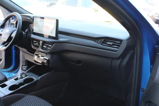 Ford Kuga Ford Kuga 2.5 FHEV ST-Line 190pk | SYNC 4 Navigatie | Achteruitrijcamera | Geen stekker nodig | 1.650pk trekgewicht - afbeelding nr 12