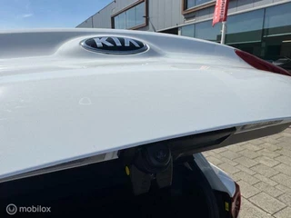 Kia Stonic Kia Stonic 1.0 T MHEV GT Line Automaat  GT Line meest luxe uitvoering Full option , lage km stand , auto is als nieuwe , 7 jaar fabrieks garantie - afbeelding nr 18