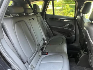 BMW X1 BMW X1 XDRIVE25i SPORT 231PK AUT. / CAMERA / LEDER / NAVI / 18'' LMV - afbeelding nr 15
