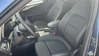 Ford Kuga Ford Kuga 2.5 PHEV Titanium 225pk | Driver Assistance Pack | Winterpack | Technology Pack | AGR Stoelen | All Season banden Cross Climate - afbeelding nr 14