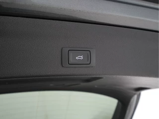 Audi A6 Aut. *PANO | DIGI-COCKPIT | FULL-LED | LEDER-ALCANTARA | ADAPTIVE-CRUISE | HEATED-SPORT-SEATS | MEMORY-PACK | CAMERA | NAVI-FULLMAP  | ECC | SHIFT-PADDLES | KEYLESS | PDC | TOWBAR | 20''ALU * - afbeelding nr 29