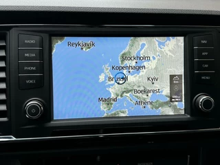 SEAT Ateca Seat Ateca 1.4 EcoTSI Xcellence Automaat | Navigatie | LED | Trekhaak elektrisch uitklapbaar | Sfeerverlichting | Achteruitrijcamera | Alcanatara | Apple Carplay | Parkeersensoren achter - afbeelding nr 13