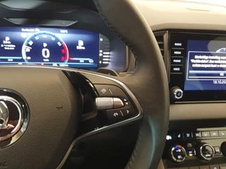 Škoda Karoq Škoda Karoq 1.5 TSI 150pk DSG/AUT Business Edition Camera, Winterpakket, Virtual cockpit - afbeelding nr 16