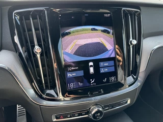 Volvo V60 Volvo V60 T6 Plug-In Hybrid AWD R-Design | Harman/Kardon Audio | Memorystoelen | Climate Pack | ACC | Keyless Entry | - afbeelding nr 11