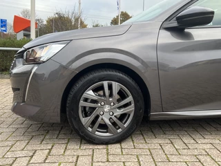 Peugeot 208 Navigatie* Carplay Airco Cruise Control DAB Lichtmetalen Velgen Parkeersensoren  NL Auto 1e Eigenaar - afbeelding nr 31