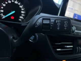 Ford Focus Ford Focus Wagon 1.0 EcoBoost Hybrid ST Line X | 125pk | LED-koplampen | Navigatie - afbeelding nr 29