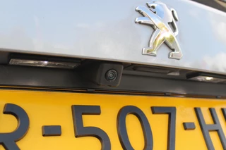 Peugeot 2008 Peugeot 2008 1.2 130PK GT-LINE | NAVIGATIE 10