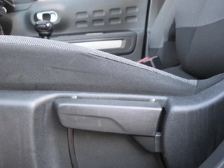 Citroën C3 Citroen C3 1.2 PureTech Shine Airco 5 Deurs Carplay - afbeelding nr 24