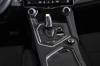 Lynk & Co 01 | 360 Camera | 7.4 kWh Boordlader | S/K-panodak | Adapt. Cruise | Memory | Elek. klep | LM 20