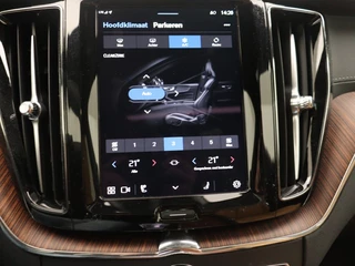 Volvo XC60 Volvo XC60 T6 PLUG-IN HYBRID LONG RANGE ULTRA DARK 22INCH SCHUIFDAK TREKHAA - afbeelding nr 16
