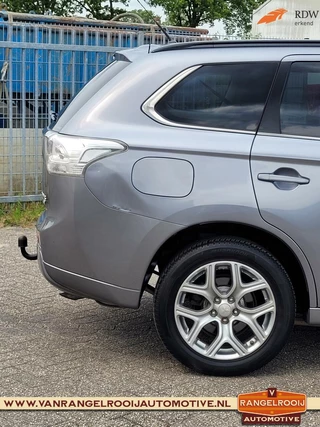 Mitsubishi Outlander Mitsubishi Outlander 2.0 PHEV Executive Edition, trekh., xenon, clima, cruise, 18